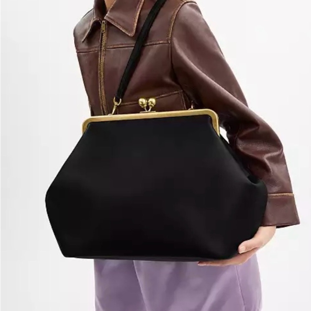 Coach Large Kisslock Bag NWT